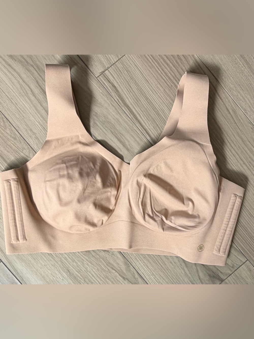 Honeylove Shapewear V neck Soft Foam Wireless Padded Bra Nude XL